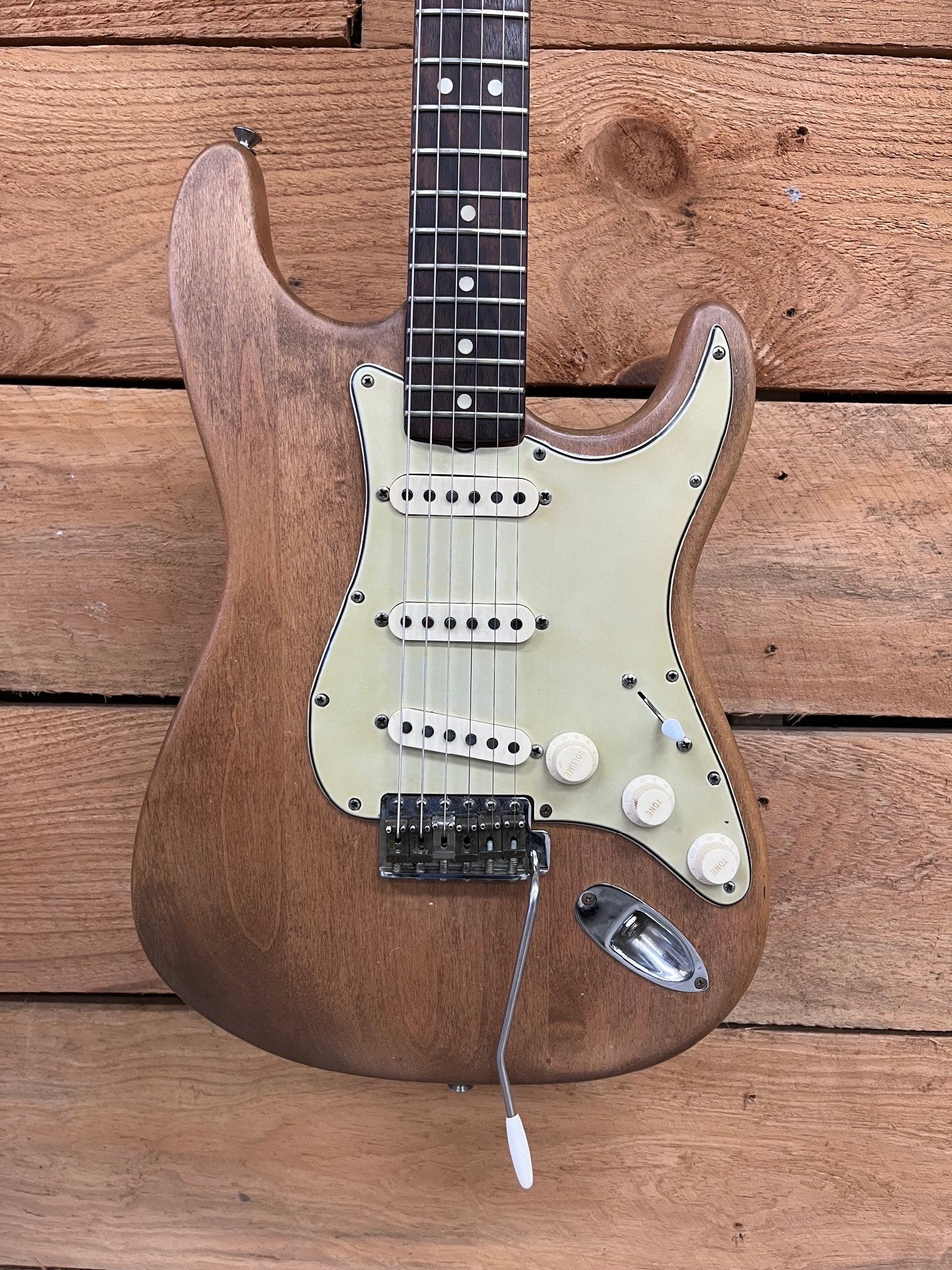 VINTAGE - 1966 STRATOCASTER NATURAL RW - FENDER 70'S CASE