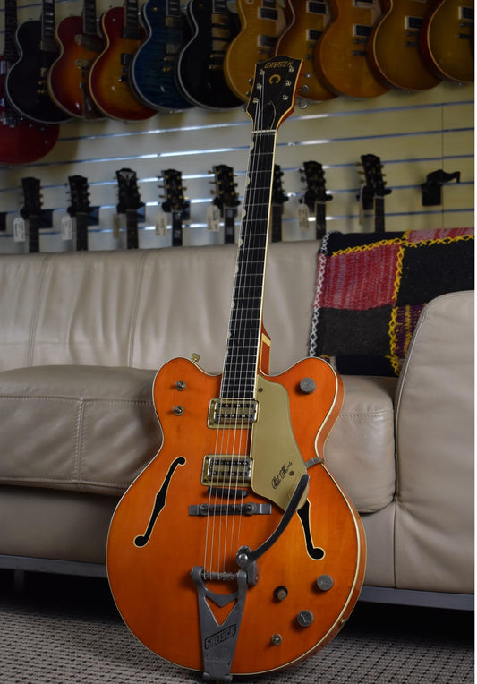 VINTAGE - GRETSCH 1965 6120 DOUBLE CUT 'CHET' NASHVILLE ELECTRIC GUITAR - ORIGINAL CASE & ROAD CASE 
